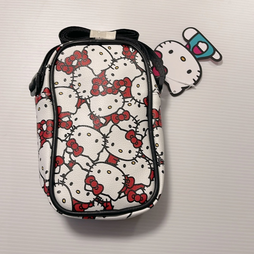 Brand New Sanrio Hello Kitty Crossbody Phone Purse Wallet with Strap